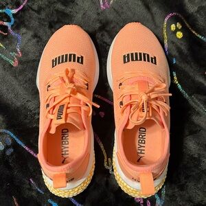 Puma peach color sneakers! Really cool look to them!